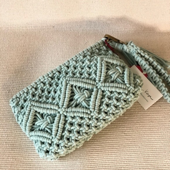 London Kaye Handmade Macrame Tassel Clutch Wristlet Pastel Sea Foam Green - Picture 3 of 10